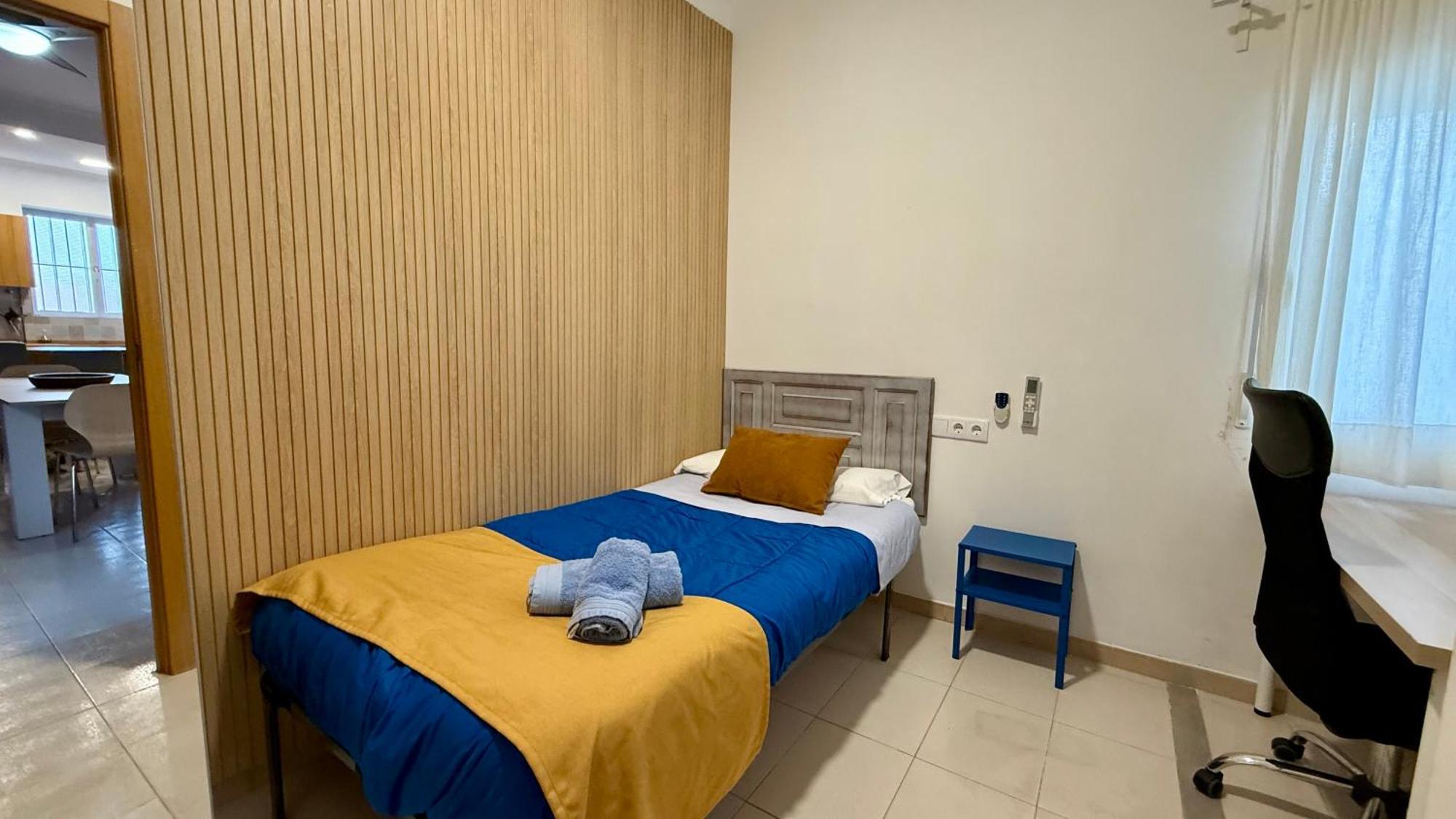 Apartamento Turistico Ciudad Jardin - Nervion. Севілья Екстер'єр фото